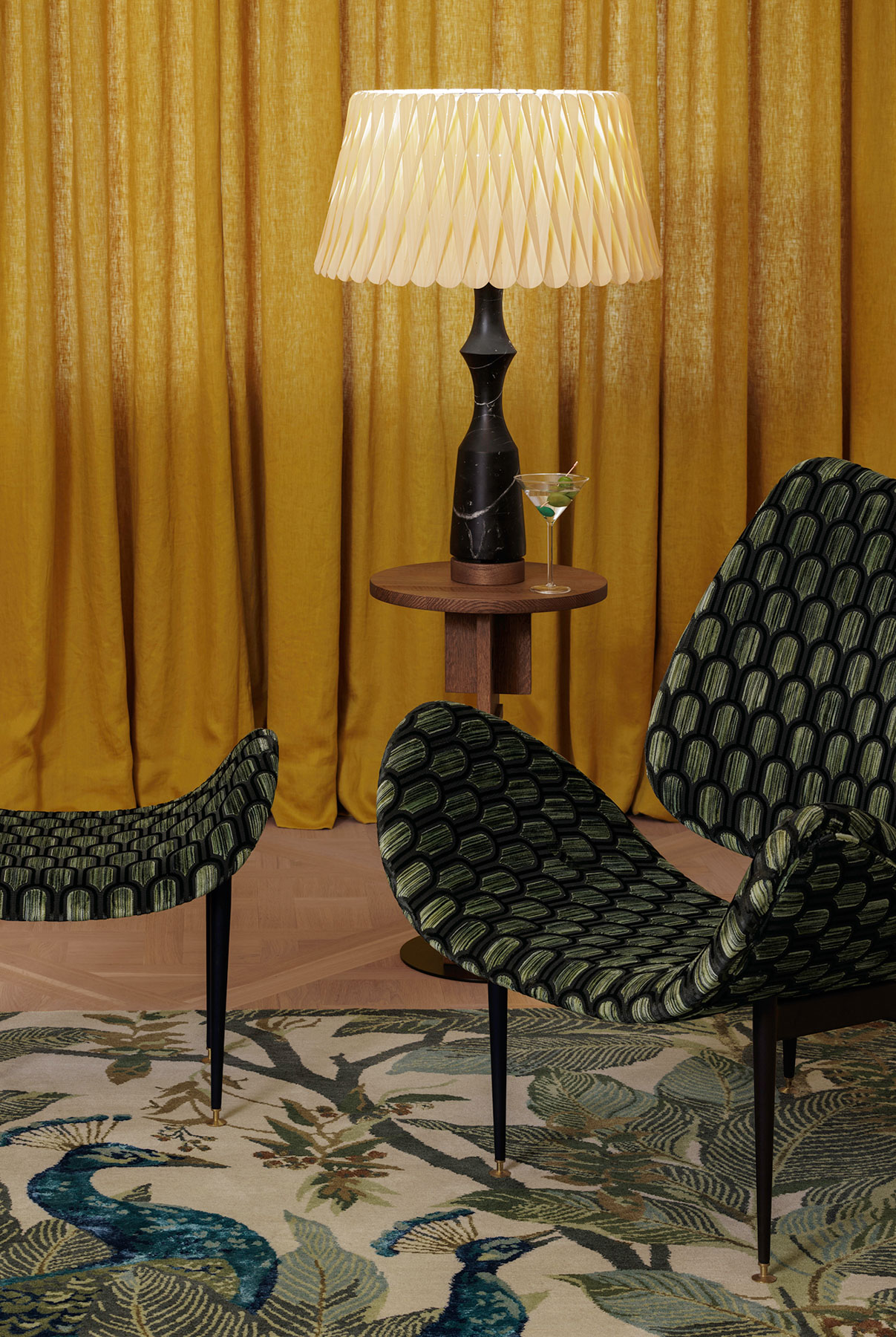 mokum_cm_insitu_moonlightmephis_beverlyhills_emerald_high_1.jpg