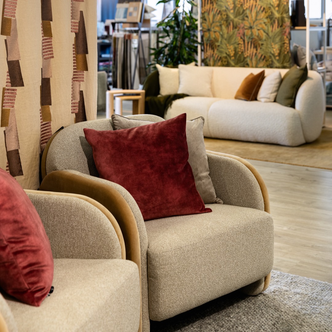 sq-chairs-1764213722.jpg